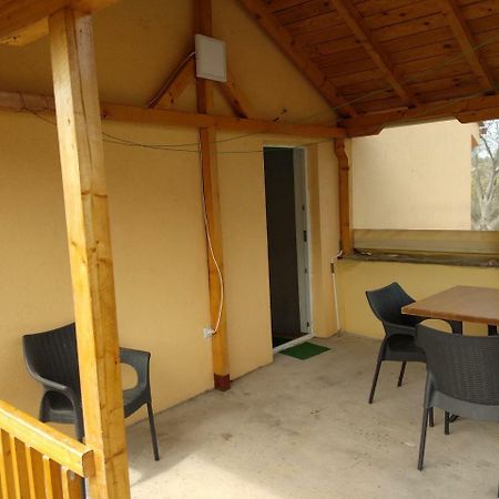 Family House Near Motorway 6 Guests 3 Bedrooms เวเลส ภายนอก รูปภาพ