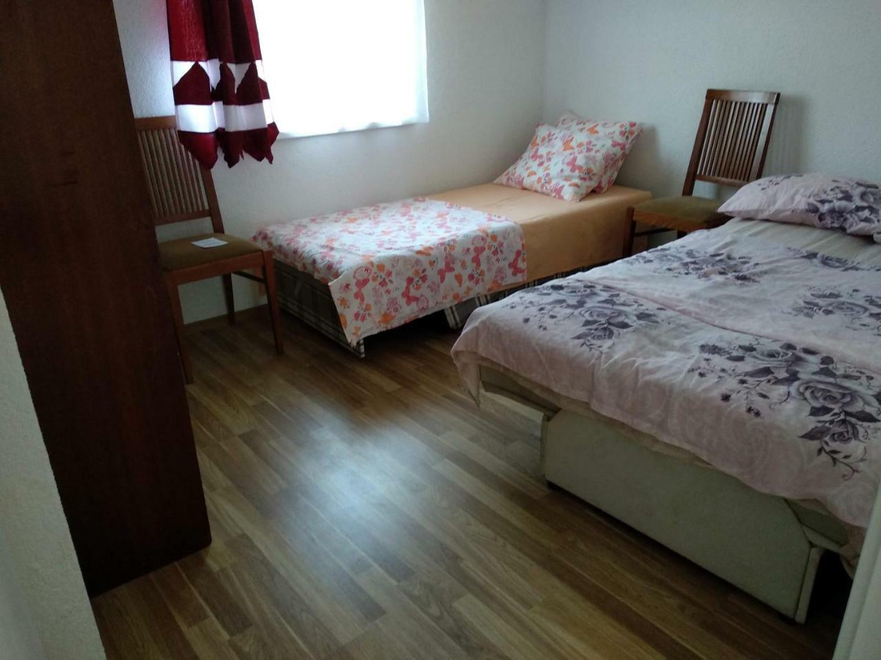 Family House Near Motorway 6 Guests 3 Bedrooms เวเลส ภายนอก รูปภาพ